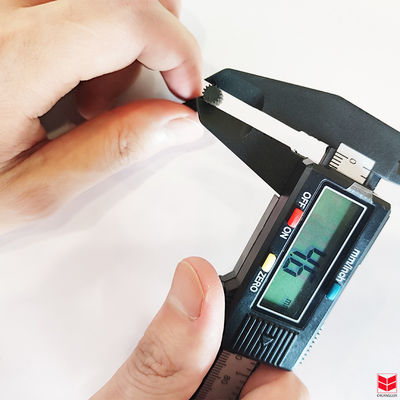 Fenda de borracha para janelas de apartamentos PVC EPDM Banda de vedação para juntas de borracha com largura 3-50 mm