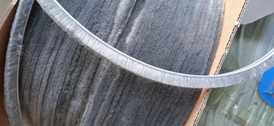 Faixa anti-insectos 7 * 7 mm Guarda-roupa de madeira com forte adesão derretimento a quente