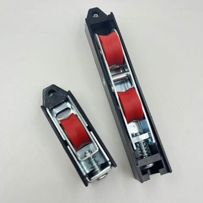 Rolos de porta de pátio deslizantes pretos de alumínio com ranhuras