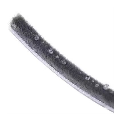 Modern Design Apartment Door Brush Weatherstripping Grey Silicon Wool Pile 7*6mm Tamanho Antidespol Seal de Janela Versátil