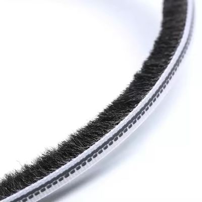 Altura da pilha 3-25mm Largura 3-50mm 100% PP Alumínio Alloy Strip Brush Weather Stripping para Porta Aposita da Porta Deslizante CLJ