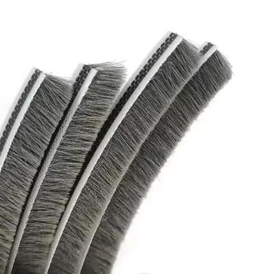 3-25 mm Faixa de madeira de lã para impermeabilização e insonorização Janela de alumínio em preto/cinza/marrom/branco/outras cores