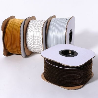Pile Weatherstripping personalizado em preto/cinzento/marrom/branco/outras cores