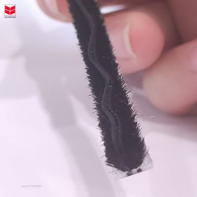 7*8 3p2l Pile de lã Faixa climática com barbatana de plástico para vedação de portas e janelas preto/cinzento/marrom/branco/outro Durável 100% PP