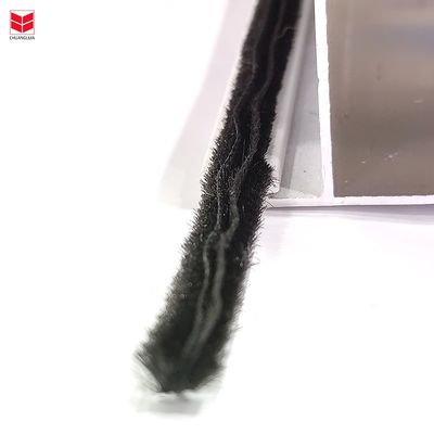 7*8 3p2l Pile de lã Faixa climática com barbatana de plástico para vedação de portas e janelas preto/cinzento/marrom/branco/outro Durável 100% PP
