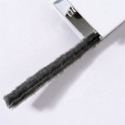 ISO9001 2008 Certificado Resistente a altas temperaturas Selos de escova de linha de lã Pile Weather Strip para porta deslizante de alumínio