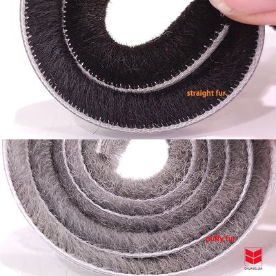 Adesivo Anti-Vento Meteor Strip Portão Draft Stopper Portão varrer Porta de fundo de vedação Strip com 100% PP pilha