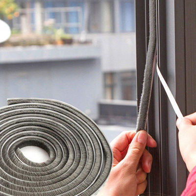 Design moderno Porta de fundo de vedação tira à prova de poeira e à prova de água com janela pilha tiras climáticas