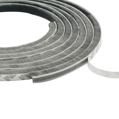 Moderno Design vedações à prova de poeira com 100% PP pilha Weather Strip e Hot-melt Adesivo